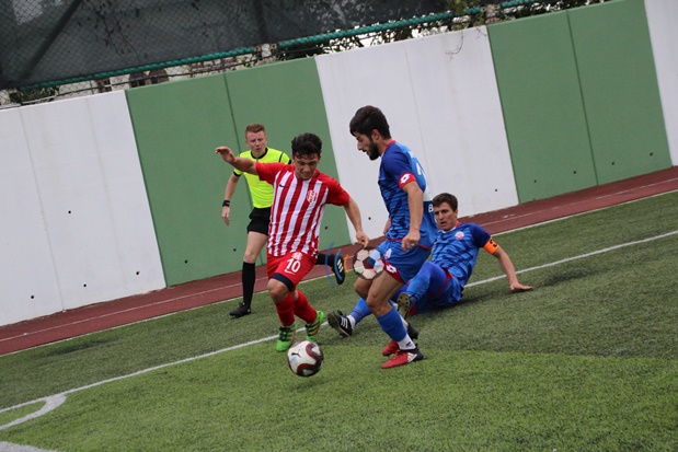 Cezalı olduğu maçta HEASK gülemedi