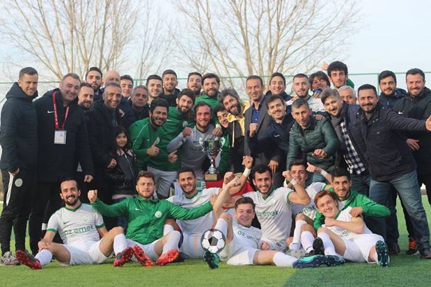 Kavacıkspor şampiyonluk kupasına kavuştu