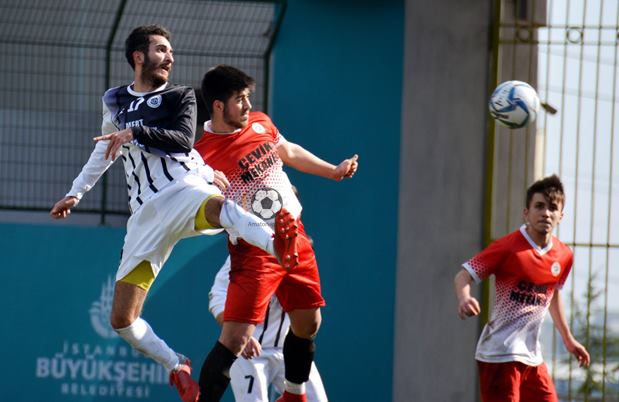 Sultanmuratspor farklı kazandı