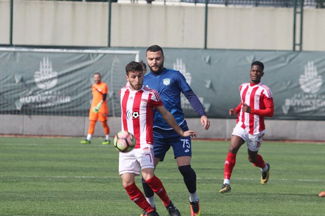 Seçim nedeniyle bazı maçlar ertelendi