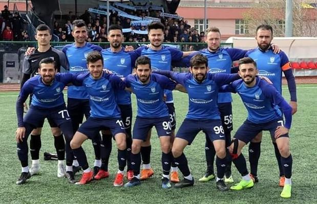 Şampiyonluğu son anda kaçırıp küme düştüler