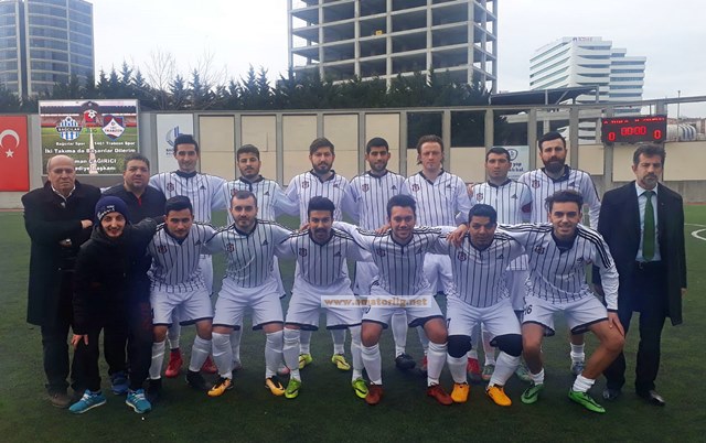 Mecidiyeköy Tayfunspor liderliği sevdi