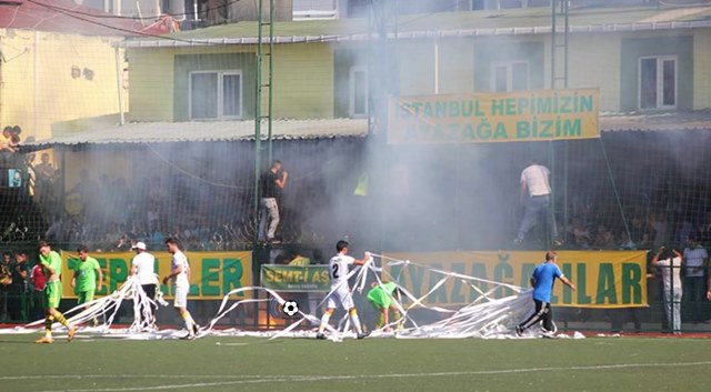 Ayazağaspor’a 5 maç saha kapatma