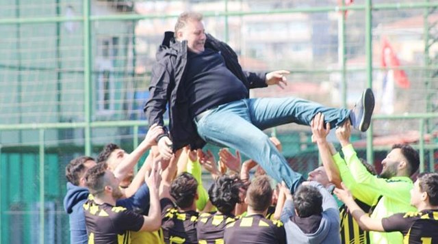 Gökhan Karagöz İlçe spor camiasına veda etti