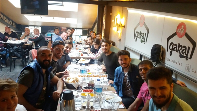 Maç kahvaltısını maçtan sonra yaptılar
