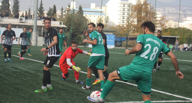 Somaspor deplasmanda galip