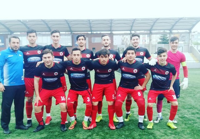 İstinyespor’da iki sevinç birden