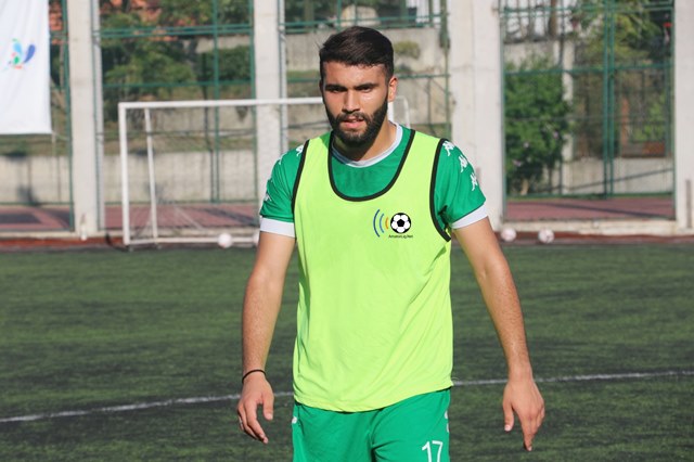 İstanbul Kastamonuspor’a genç savunmacı