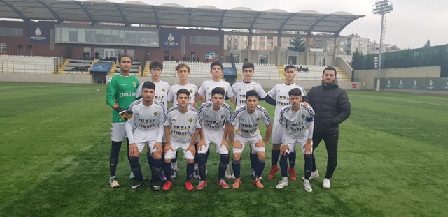 Güngörenspor ikinci şampiyonluğunu U17’de kazandı
