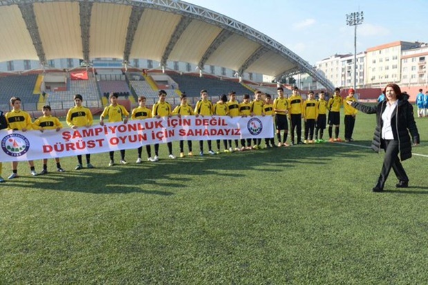 Avcılar Belediyespor bu kez şampiyonluk turu attı