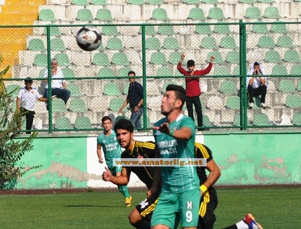 Küçükçekmece kazanmaya devam etti