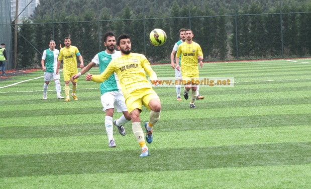 Ataşehir Çamolukspor liderliği bırakmadı