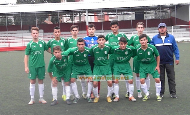 Zara Ekinli rahat kazandı