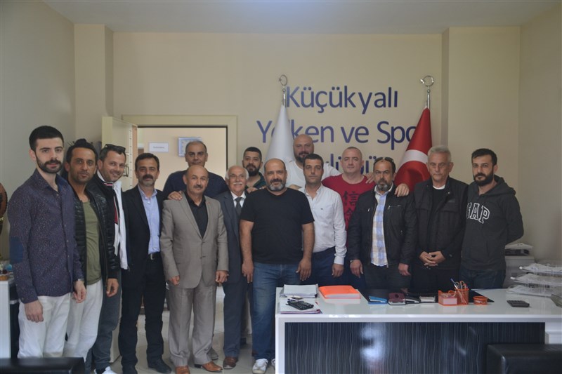 Küçükyalı Yelkenspor’da Başkan değişti