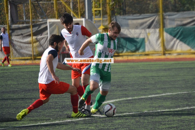 Yeşilpınarspor son dakika golleriyle güldü