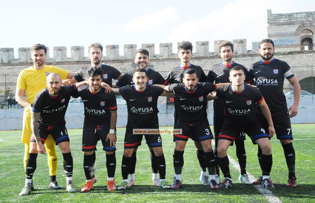 Tunaspor Kadırgaspor’u farklı geçti