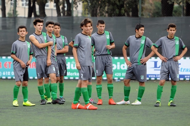 Üçüncü yıllarında ilk kez yenildiler