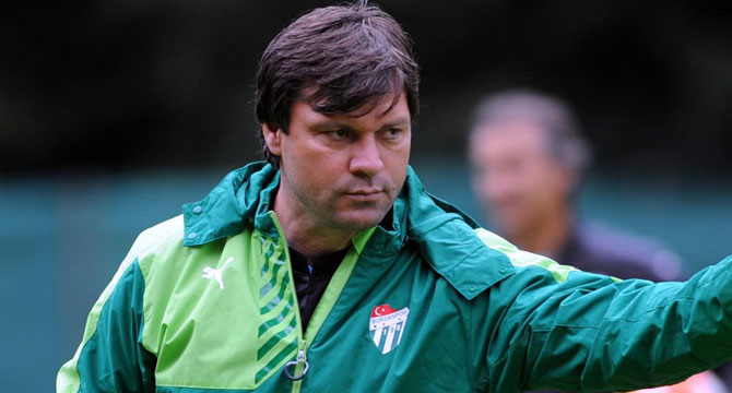 Ertuğrul Sağlam Tuzlaspor’da