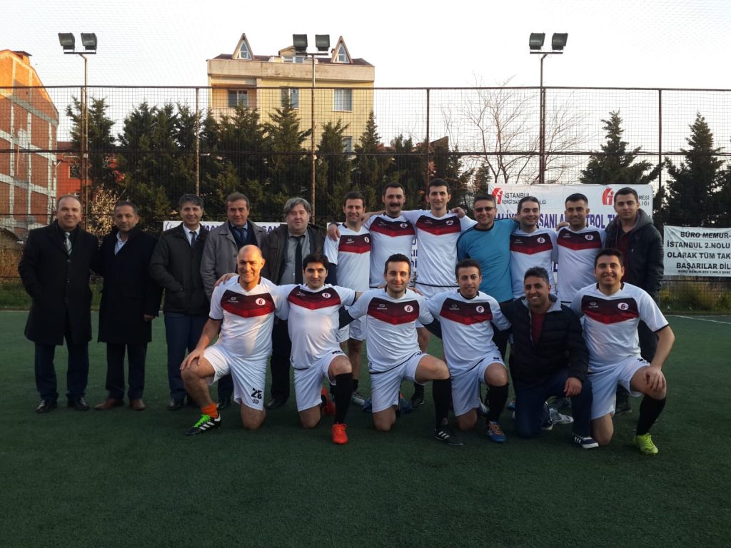 Kağıthane zirveye kuruldu