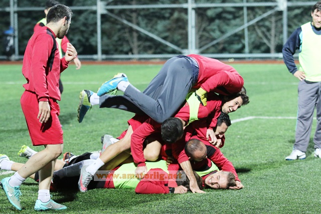 Galata’da keyifler yerinde