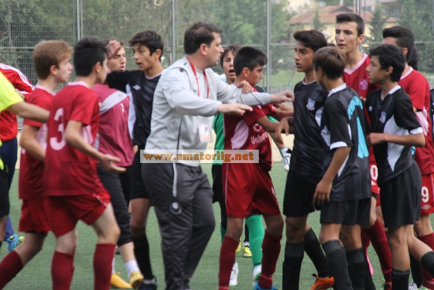 Olaylı maçın galibi Bağlarbaşıspor