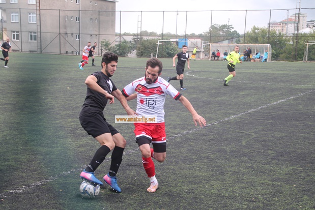 İstanbul Ağrıspor ikinci yarıda coştu