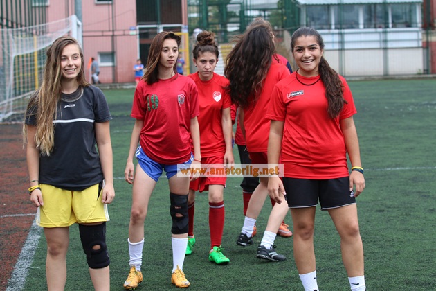 Maçın iptal olması kızlara yaradı