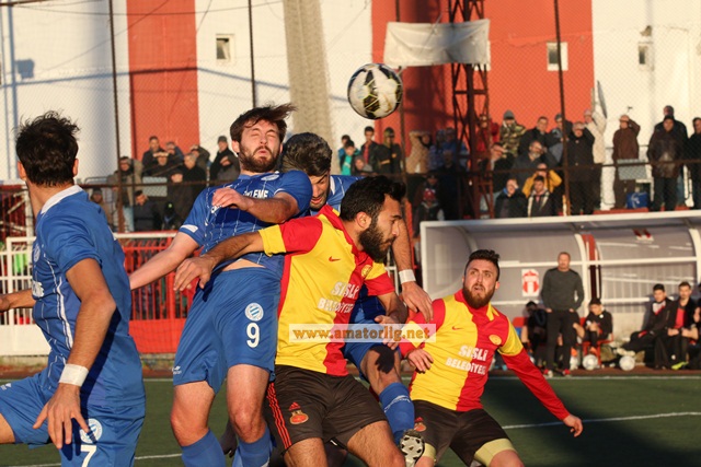 Yeniçarşı liderliğini sürdürdü