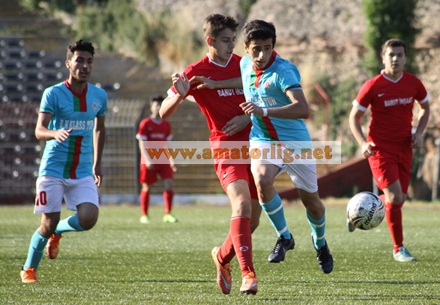 Zaferspor kaçtı, Neslişahspor kovaladı