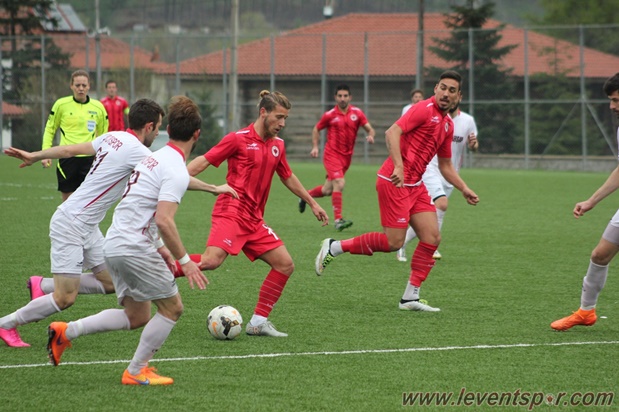 Leventspor Düzce’de çok önemli iki puan bıraktı