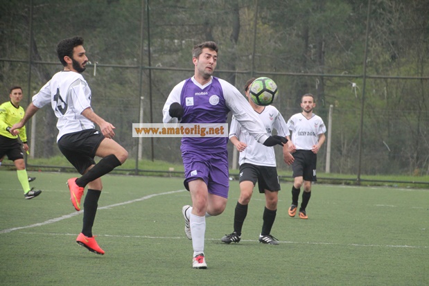 Çekmeköy Çarşı ile Feneryoluspor puanları paylaştılar