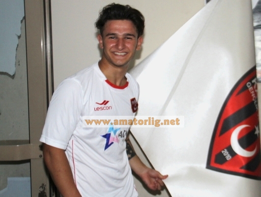 İbrahim Yaşar İstanbul Kastamonuspor’da