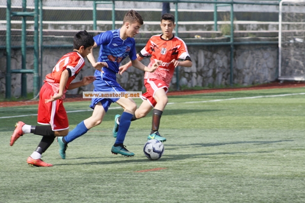 İstanbul Gençlerbirliği zirve yolunda puan farkını açtı