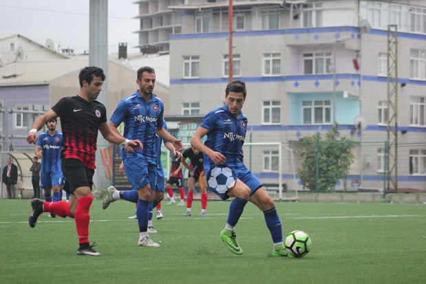 İFA penaltı golüyle kazandı