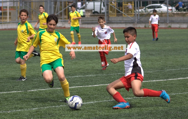 Kağıthanespor farklı bitirdi