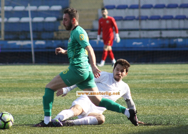 Başarılı orta saha oyuncusu takımı ile yeniden anlaştı