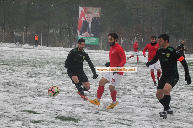 Çekmeköy Bld. Alemdağspor Bağlumspor’u 3 golle uğurladı