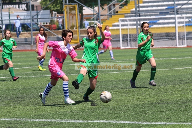 Akdeniz Nurçelik 6 golle başladı