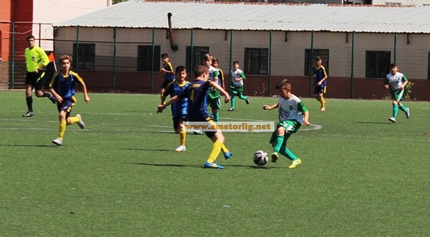 İstanbul Sinopspor ile Yeşilova Esnafspor dostluğu bozulmadı