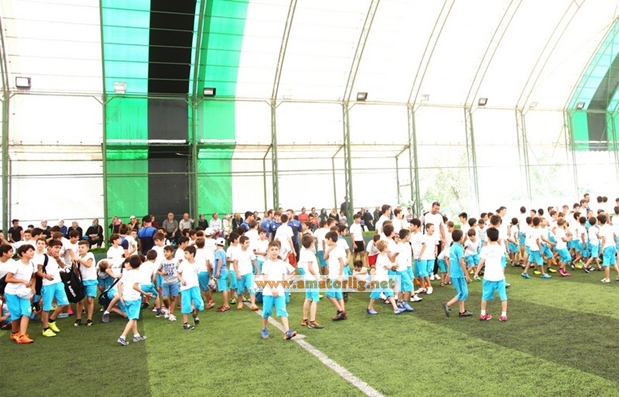 Küçükçekmece Belediyespor futbol okulu futbolcu fabrikası gibi