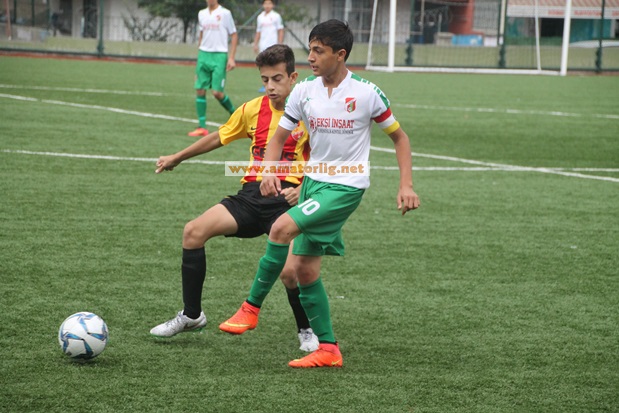 Sarıgazispor zorlu mücadeleyi kazandı