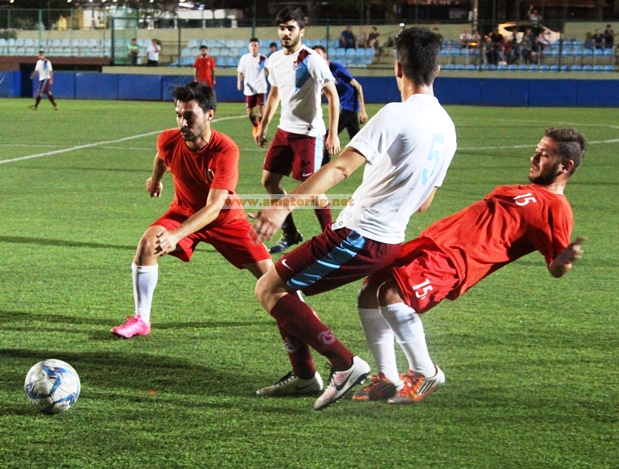 Sefaköyspor lige iddialı hazırlanıyor