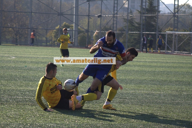 Kazım Karabekir Mevlanaspor zirve yarışında