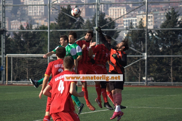 Maç dursa da Mahmutbey durmadı