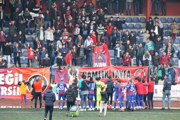 Ödemişspor’un zirve takibi sürüyor