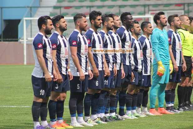 Aynı tarihte iki farklı duyguyu yaşadılar