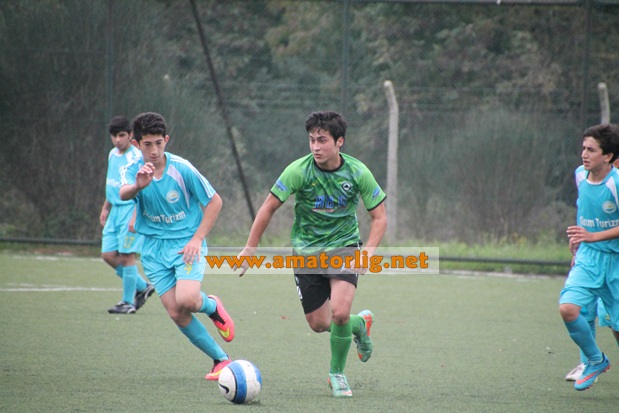 Çamlıcaspor’un zirve takibi sürüyor