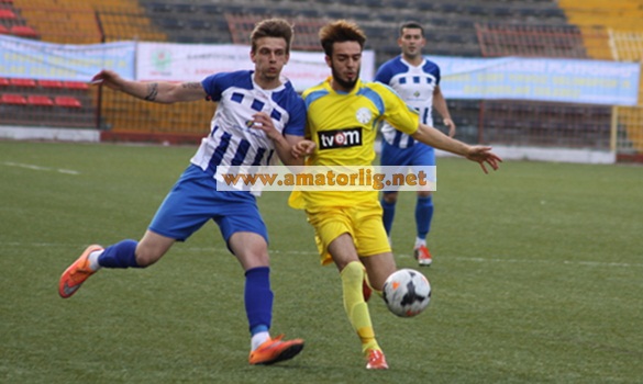 Siirt Yavuzselimspor , şampiyonluk kupasını kaldırdı