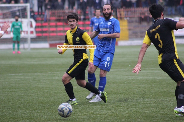 İstanbul Bafraspor’a çalışkan orta saha