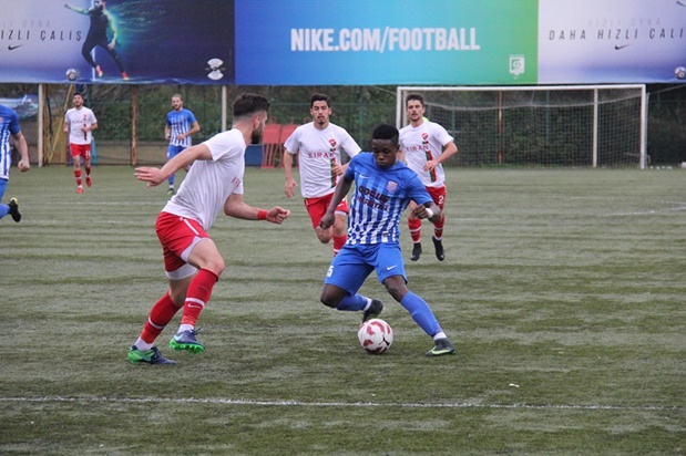 Beylerbeyispor 90’da güldü